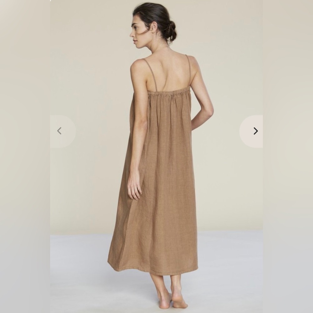 Filosofia Leah Dress in Wheat - size medium - Picture 2 of 12
